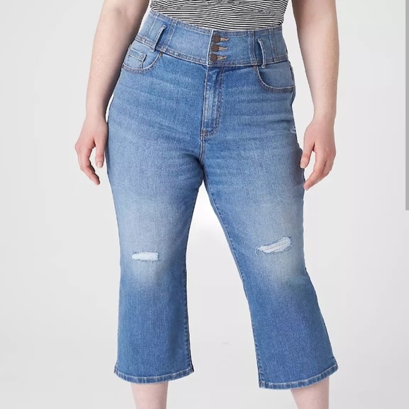 Lane Bryant Ultra High-Rise Straight Capri Jeans Distressed Plus Size 24 - Picture 1 of 7